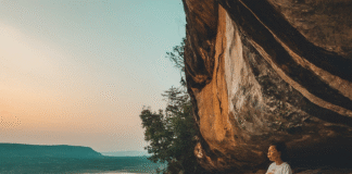 ที่เที่ยวอีสาน: 10 จุดเช็คอินห้ามพลาดสำหรับสายผจญภัย